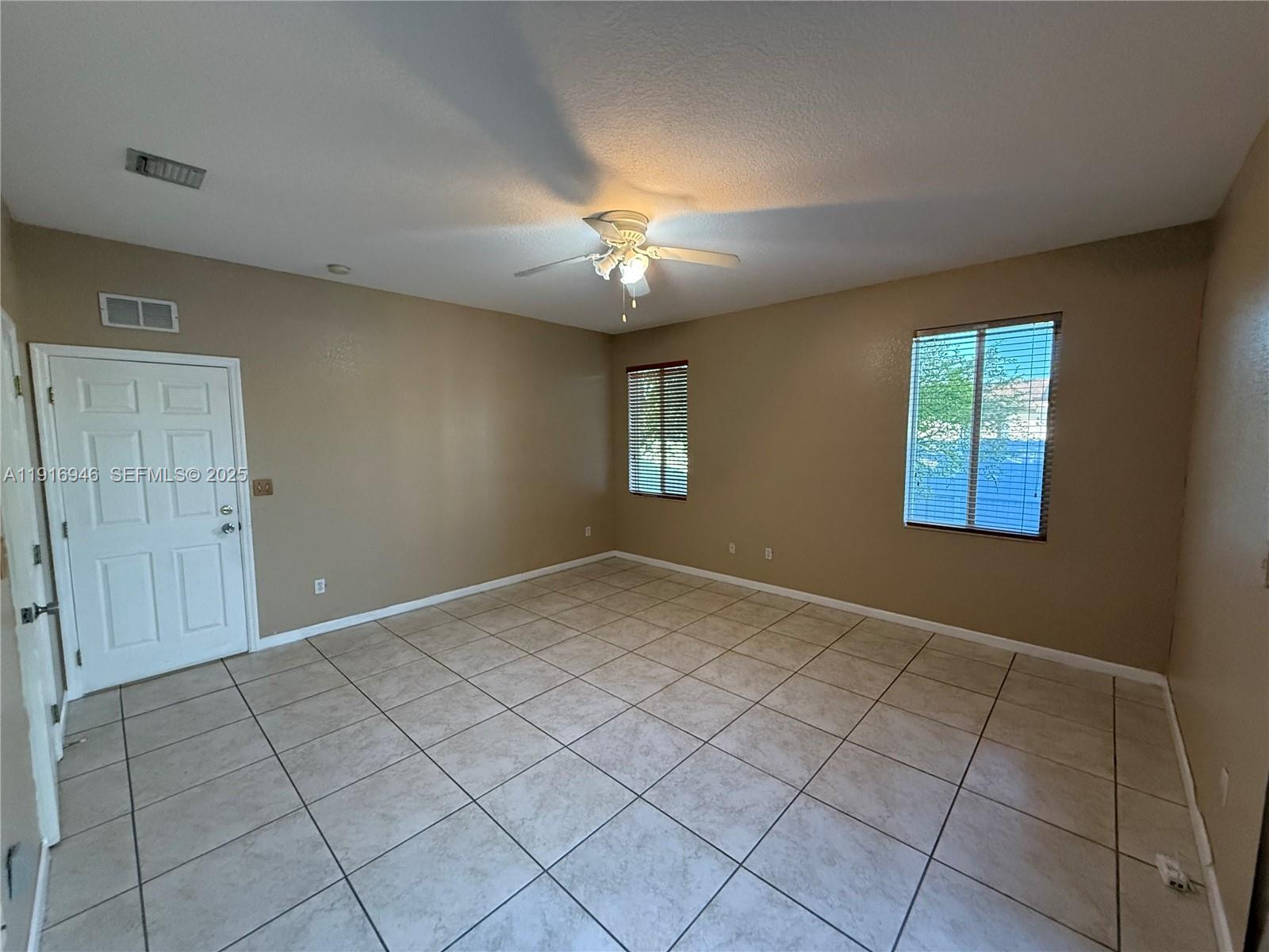 16605 Southwest 103rd Court Miami, FL 33157 - Photo 9 of 28