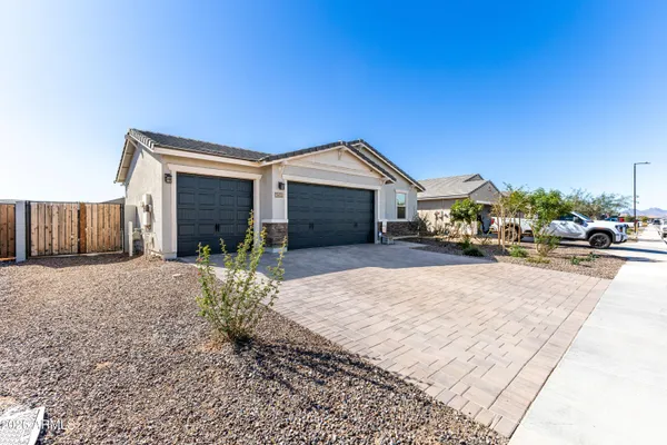 $450,000 | 3475 Isla Avenue, San Tan Valley, AZ 85143