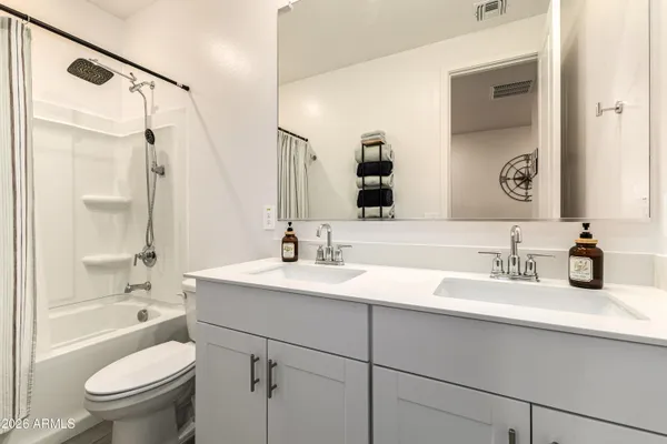 $450,000 | 3475 Isla Avenue, San Tan Valley, AZ 85143