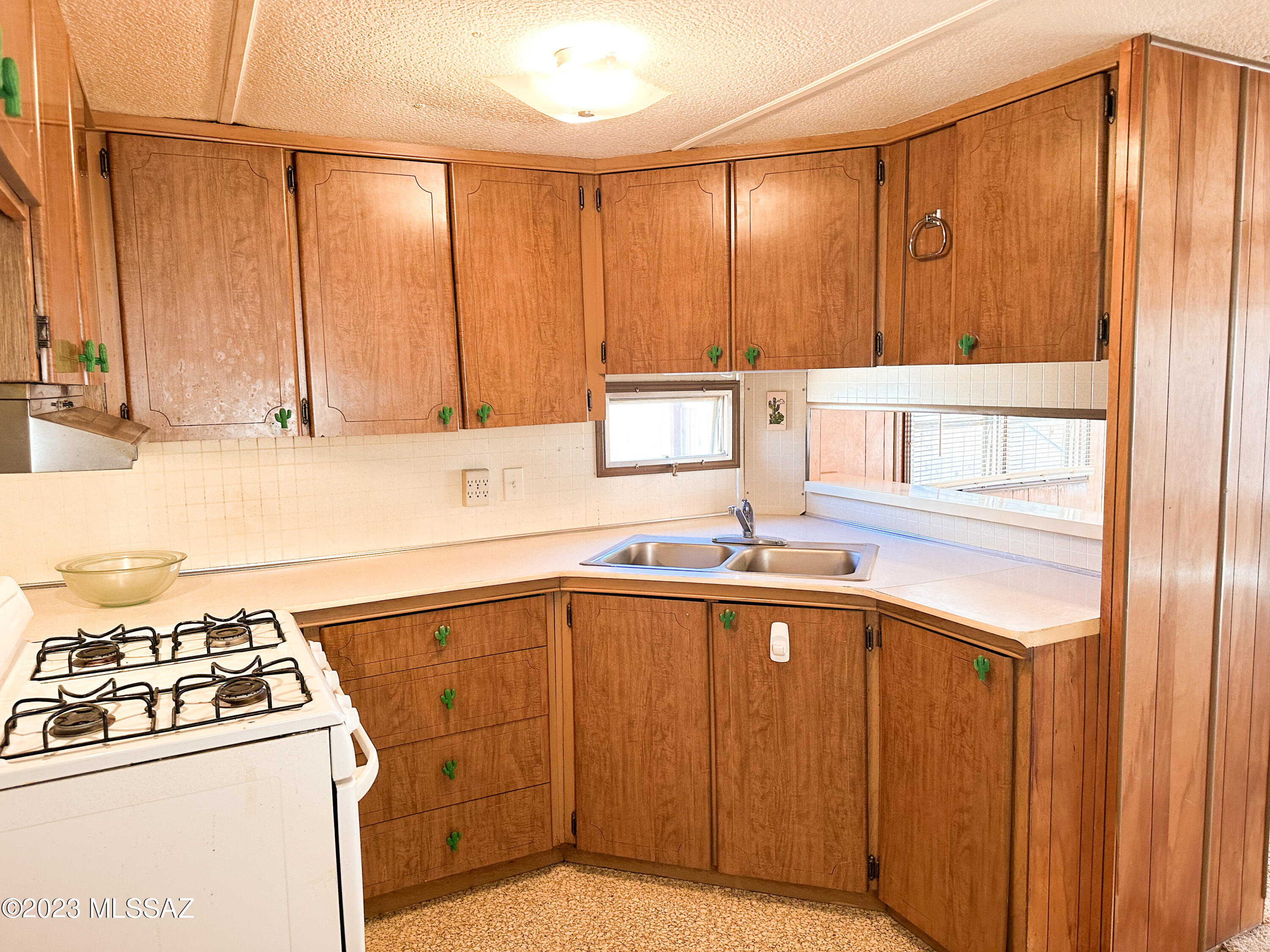 3186 West Rice Road Benson, AZ 85602 - Photo 9 of 16