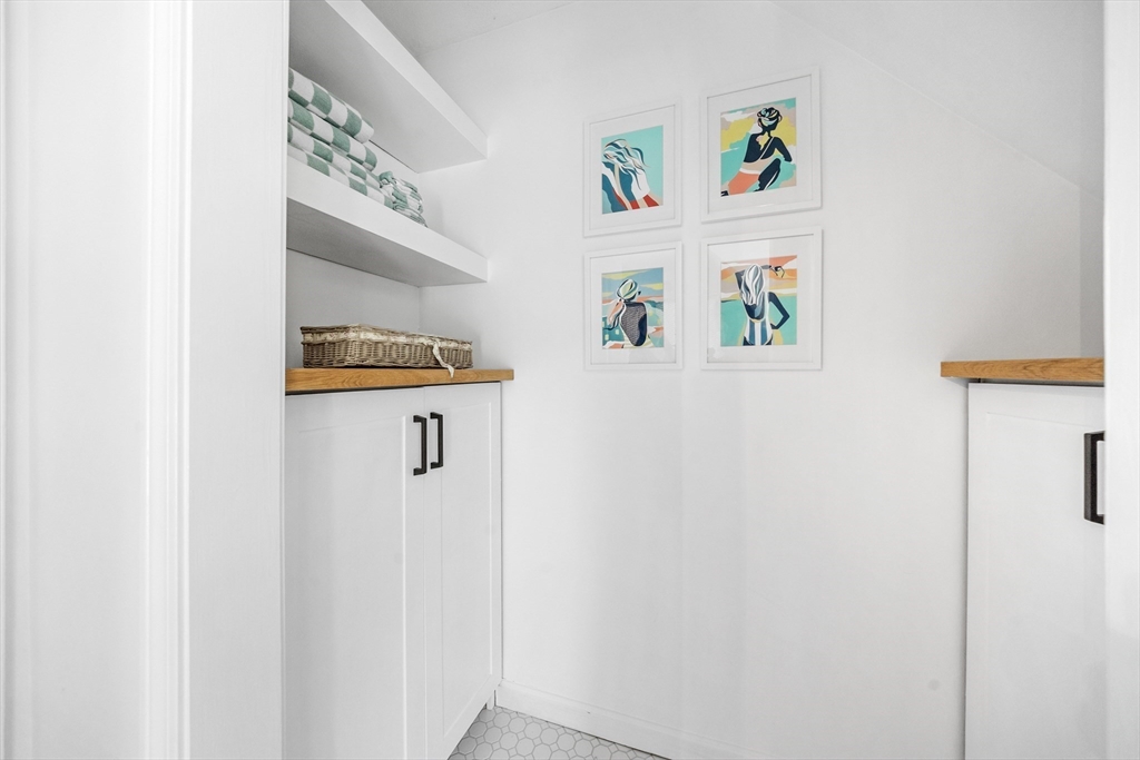 1088 Main Street Hingham, MA 02043 - Photo 25 of 37 a picture of floor plan