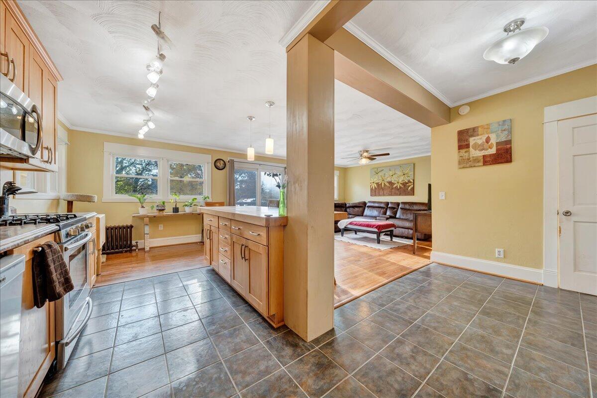 1802 Avon Road Southwest Roanoke, VA 24015 - Photo 14 of 36 1802 Avon