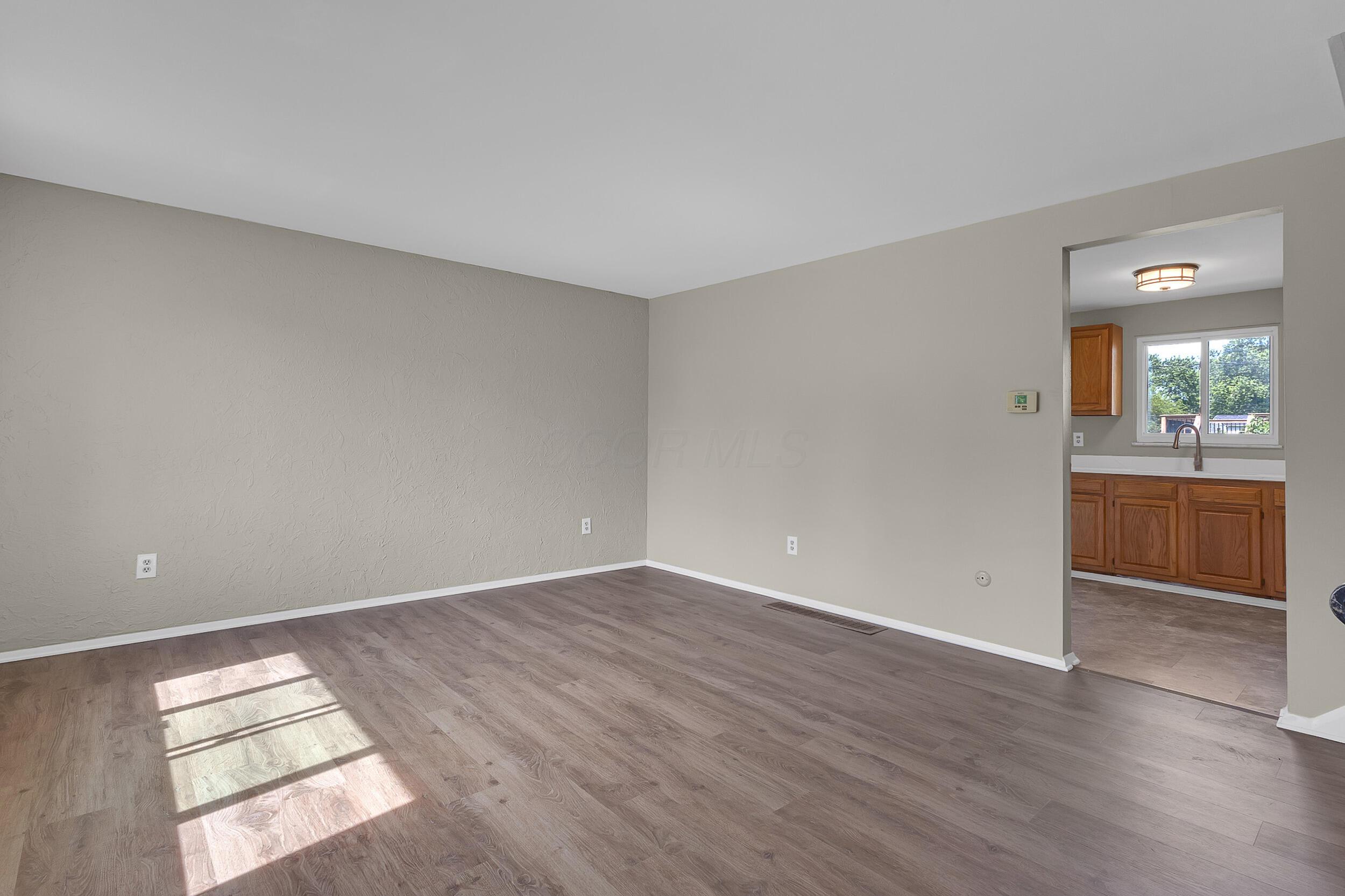 5900 Balboa Road Westerville, OH 43081 - Photo 6 of 25