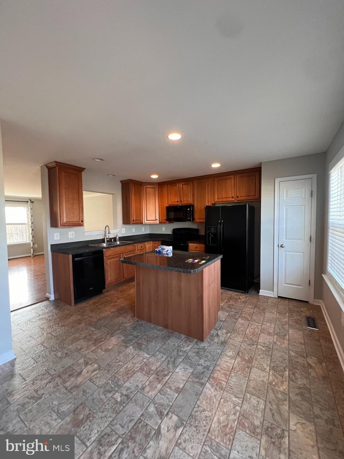 1143 Mare Street Ranson, WV 25438 - Photo 7 of 22