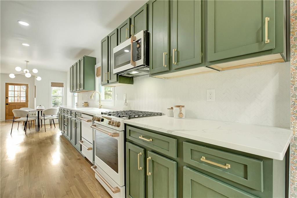 1747 Cascade Terrace Southwest Atlanta, GA 30311 - Photo 12 of 43