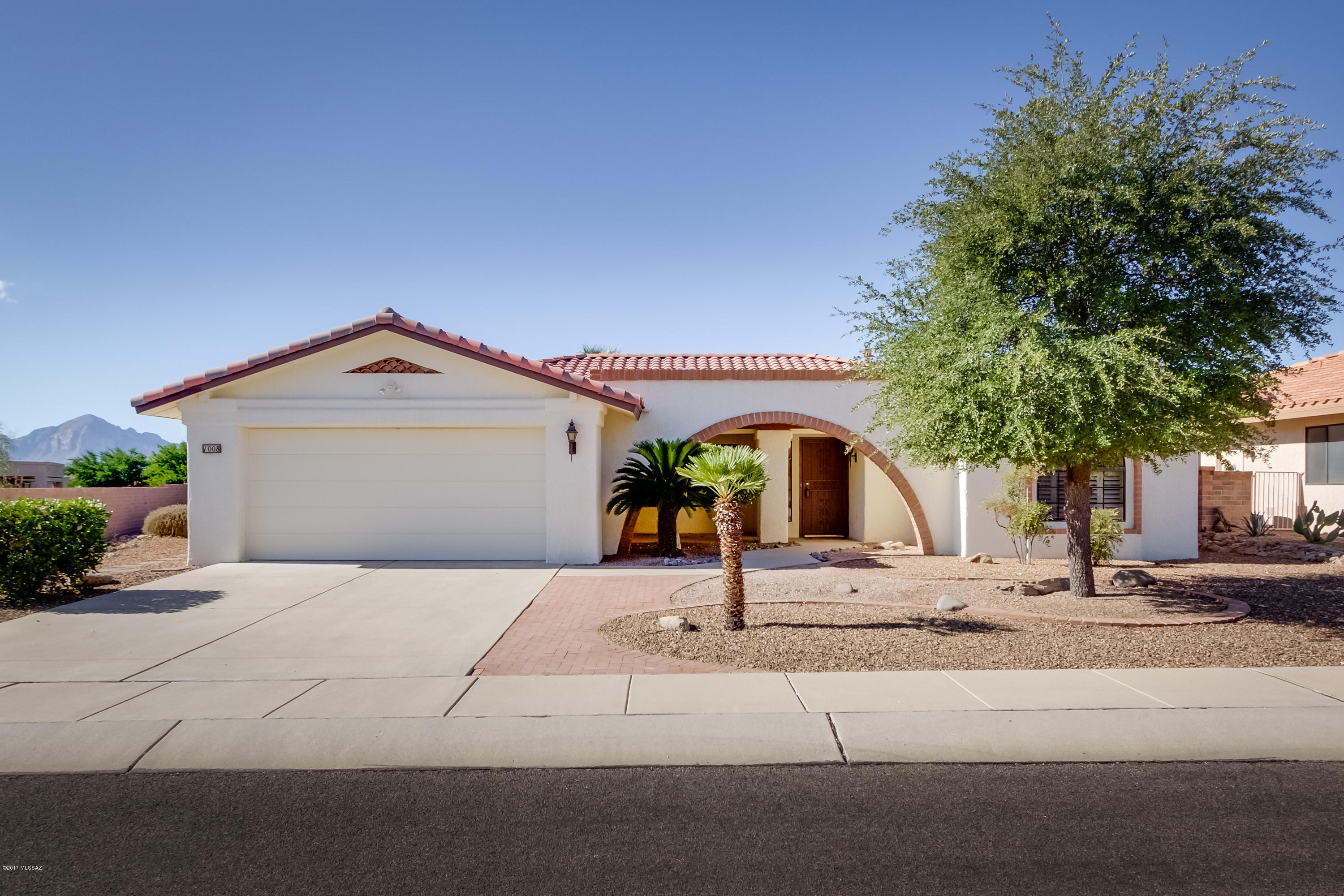 1008 East Rising Sun Drive Oro Valley, AZ 85755 - Photo 1 of 34