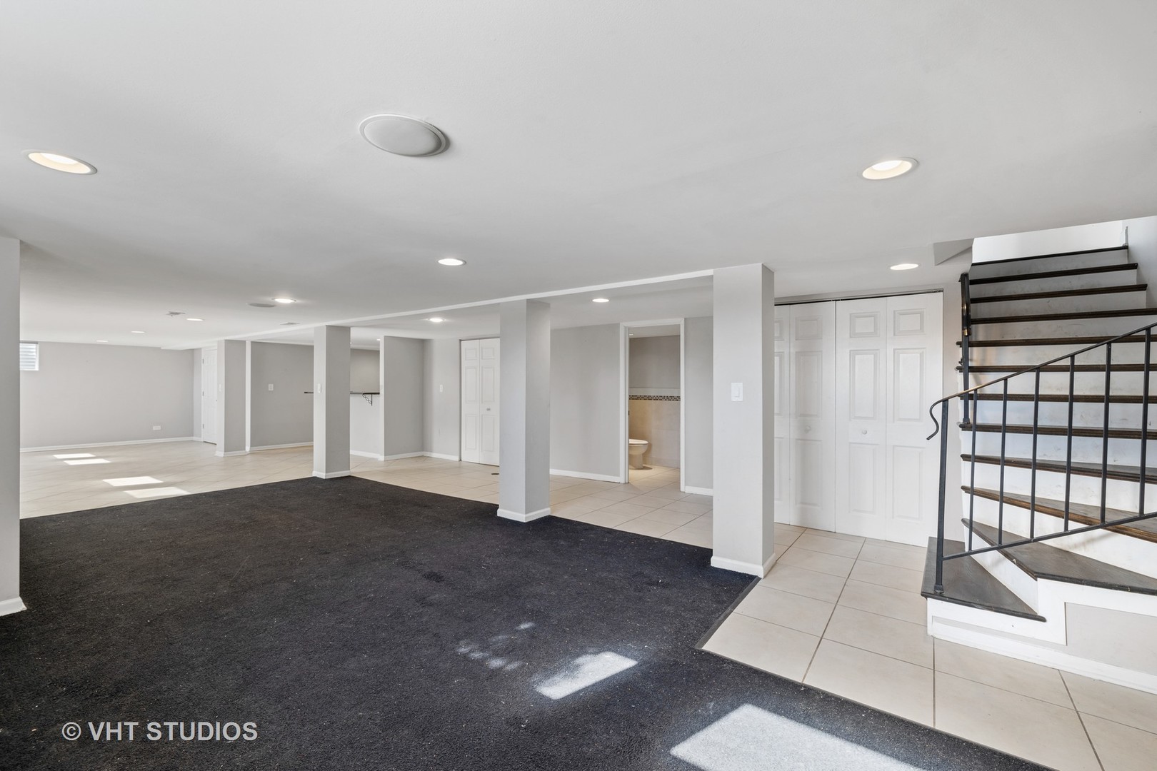 21-w064 Shelley Drive Itasca, IL 60143 - Photo 16 of 24 a view of an empty room