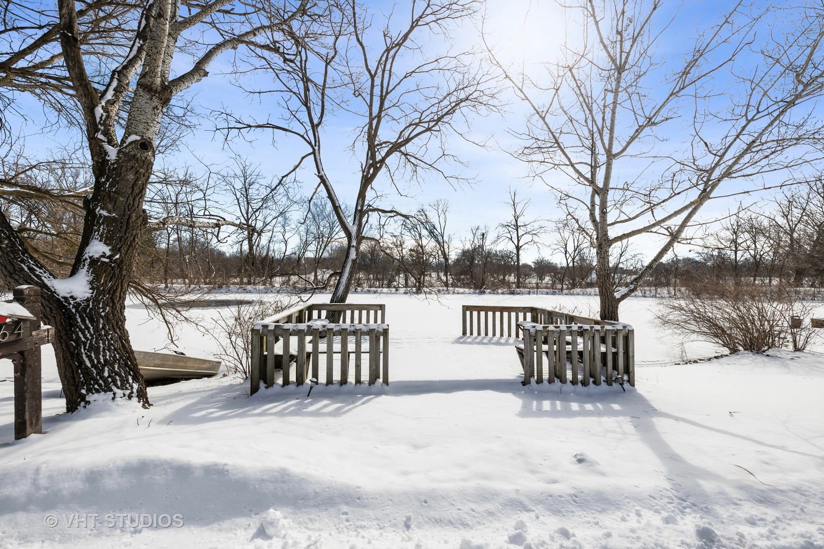 21-w064 Shelley Drive Itasca, IL 60143 - Photo 21 of 24 a view of outdoor space with seating