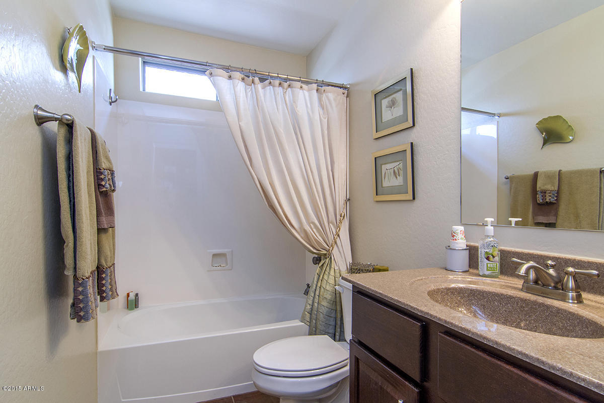 2327 West Peak View Road Phoenix, AZ 85085 - Photo 9 of 25 GuestBathRm_0042