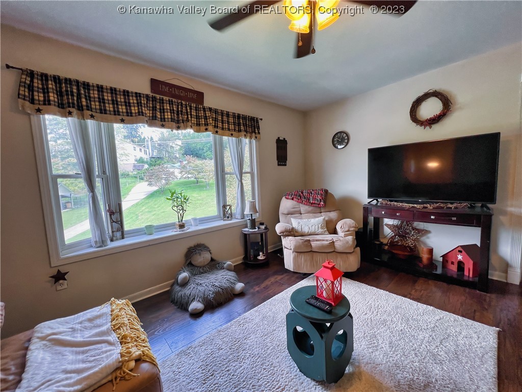 98 Pinewood Road Elkview, WV 25071 - Photo 8 of 45 Gallery Image 8