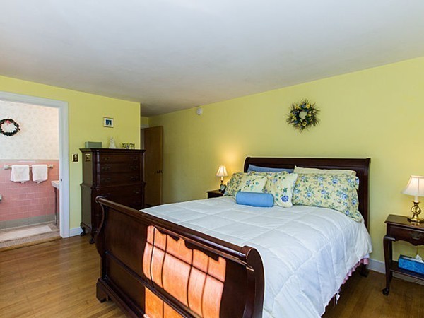 103 Shaw Road Belmont, MA 02478 - Photo 12 of 22 Gallery Image 12