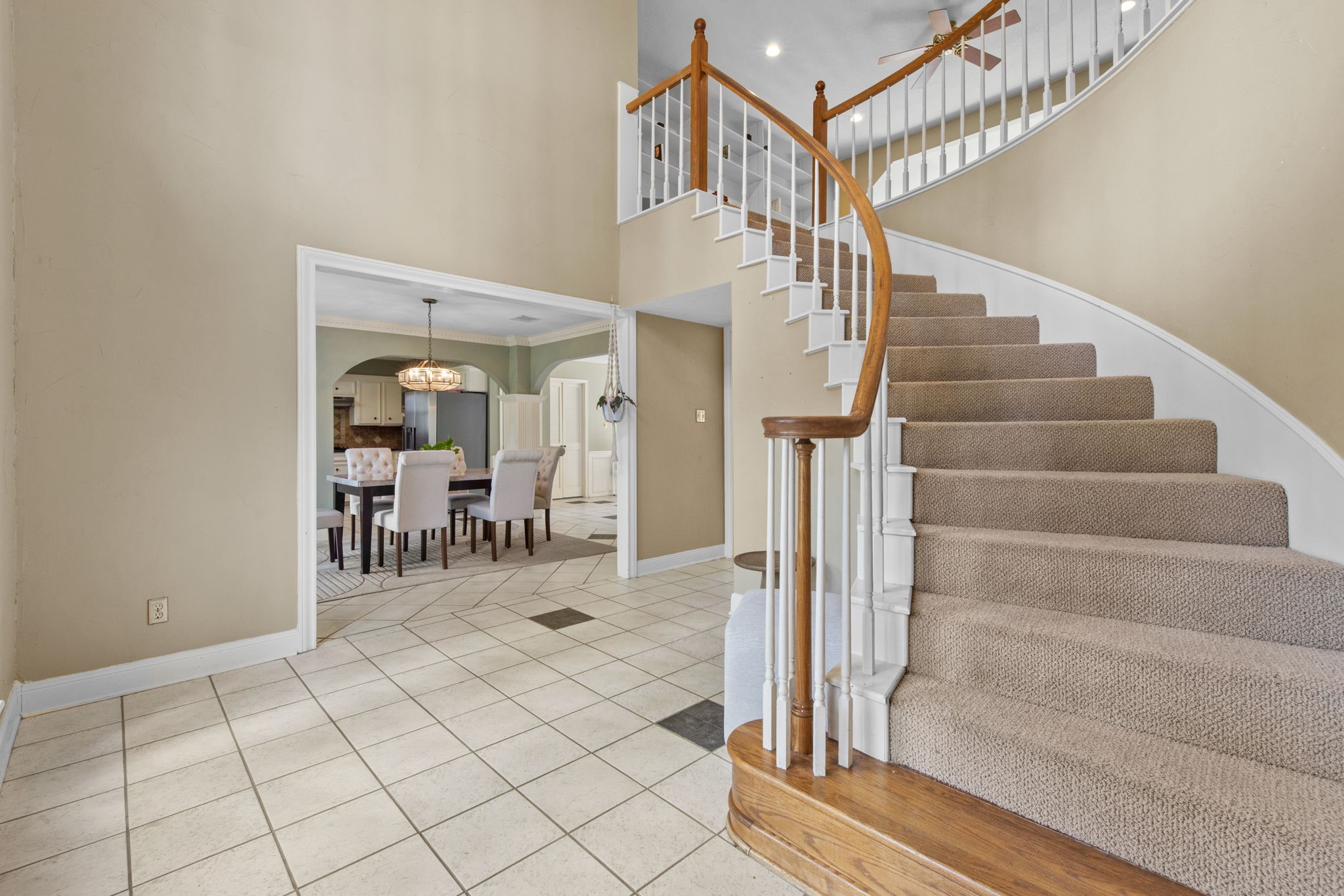 5507 Glenmere Lane Spring, TX 77379 - Photo 7 of 37 a view of entryway and hall