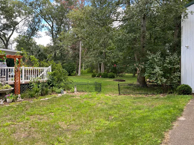 $325,000 | 10901 North 555th Street East, Demotte, IN 46310