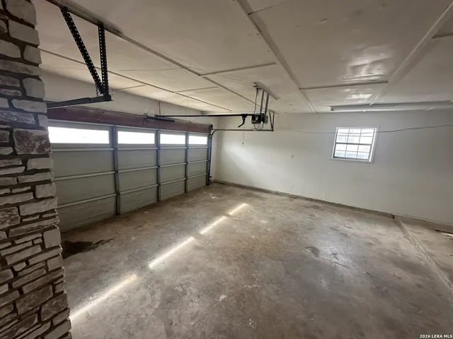 a view of a garage