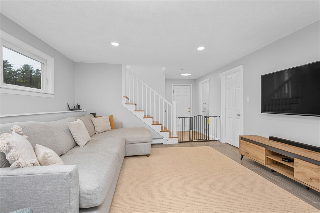 13 Fairview Road Medfield, MA 02052 - Photo 27 of 35 Gallery Image 27