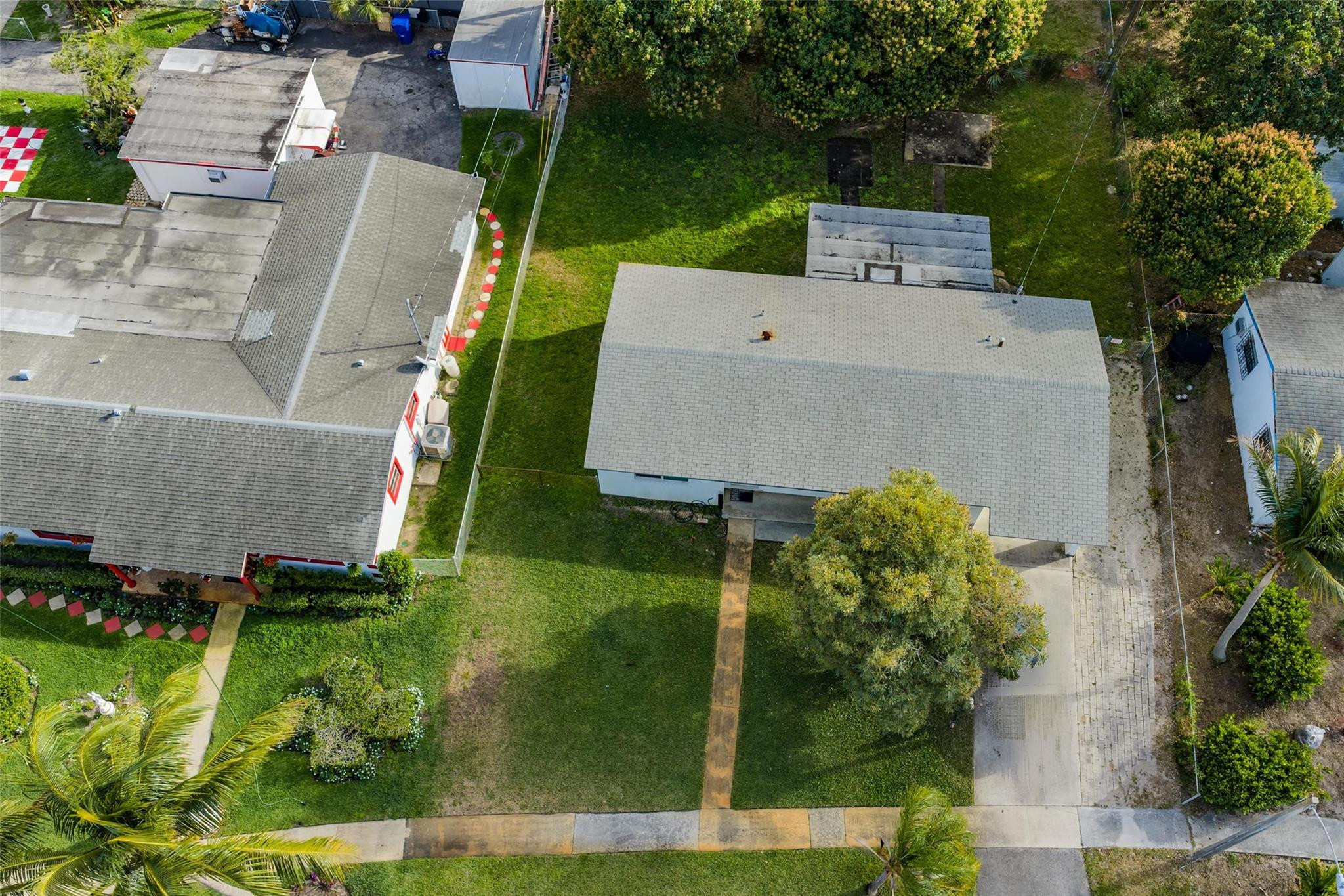 241 West 20th Street Riviera Beach, FL 33404 - Photo 25 of 43 Aerial View of the property.