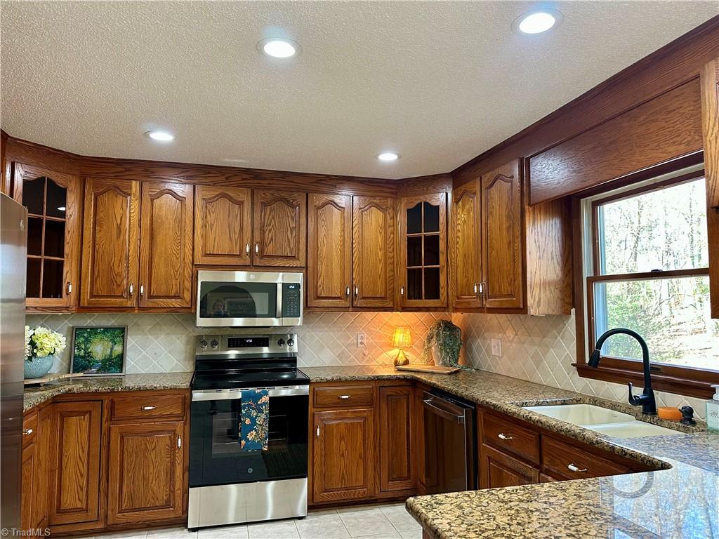 3501 River Ridge Road Pfafftown, NC 27040 - Photo 10 of 50