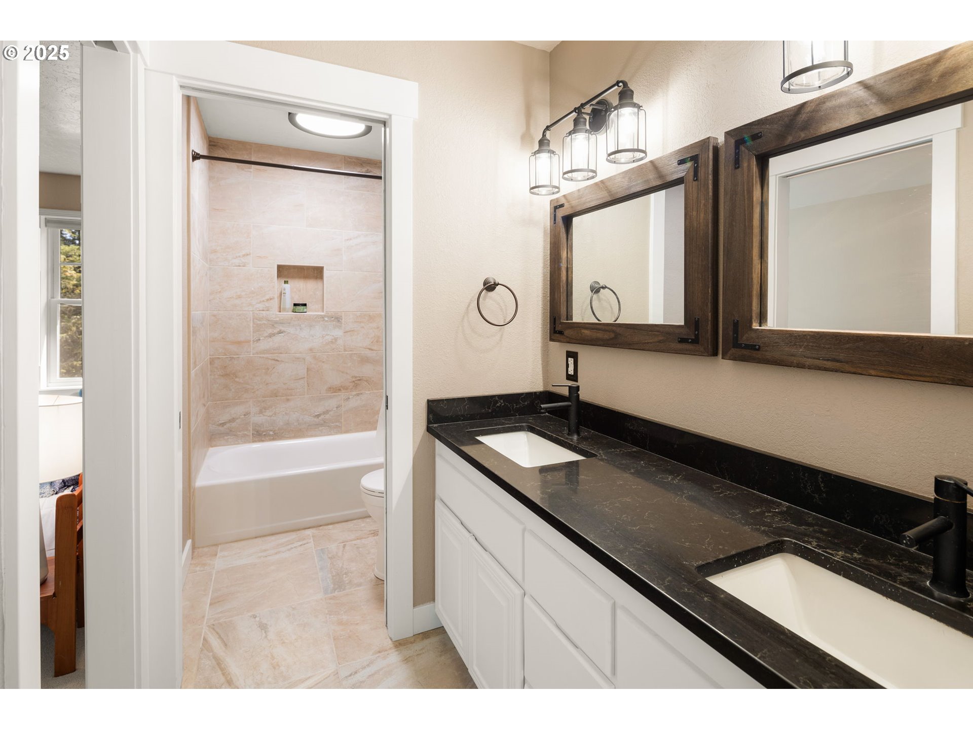 4010 Shasta View Street Eugene, OR 97405 - Photo 32 of 40