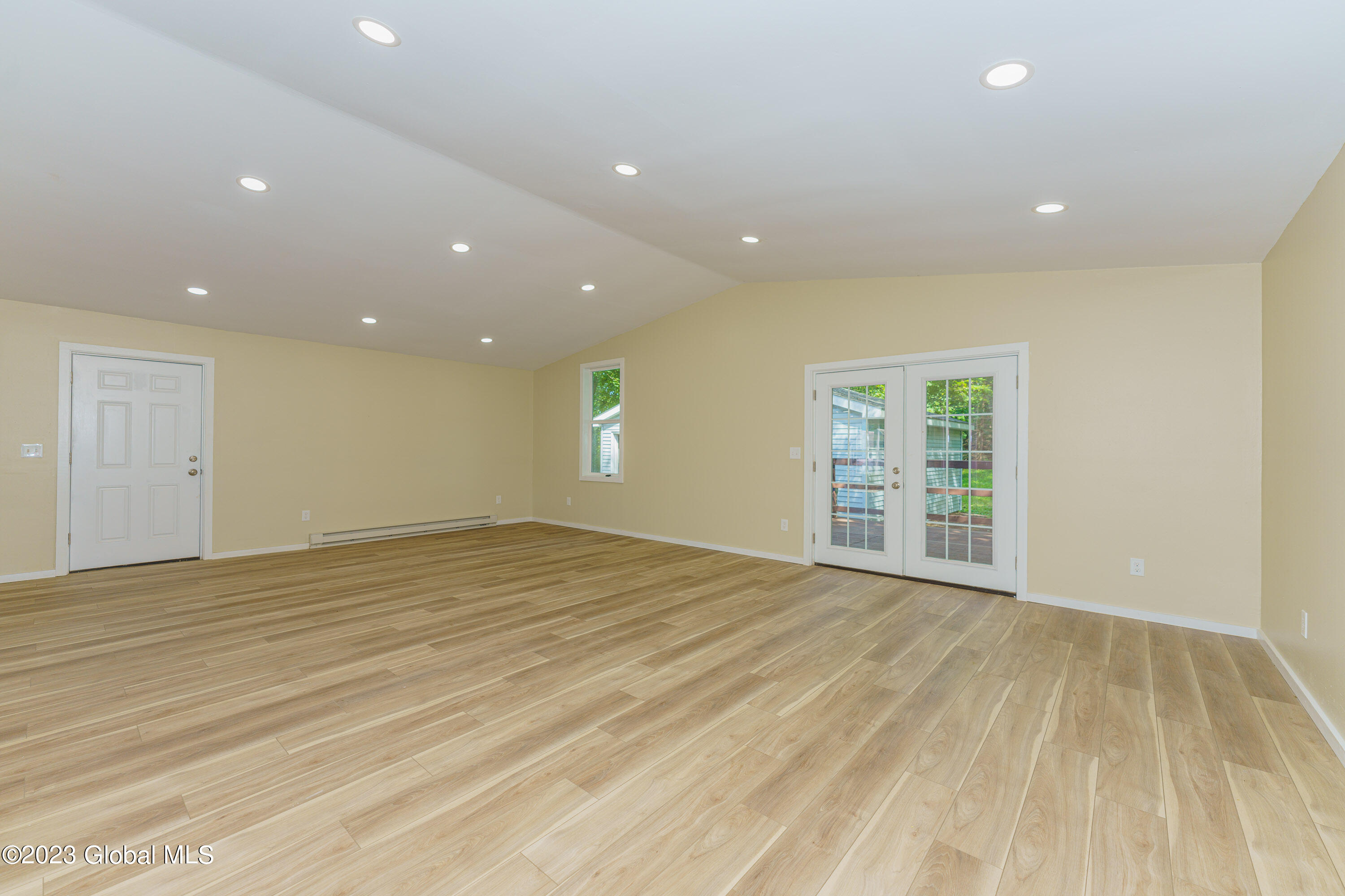 5 Taborton Road Sand Lake, NY 12153 - Photo 20 of 55 4 Livingroom 5