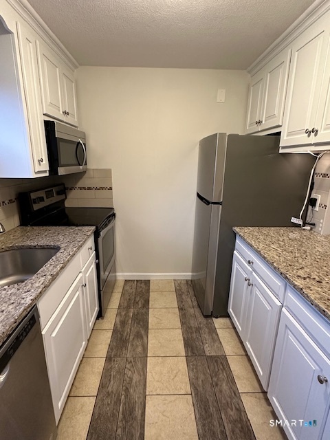 53 Hiltbrand Road, Unit 38 Bristol, CT 06010 - Photo 3 of 13