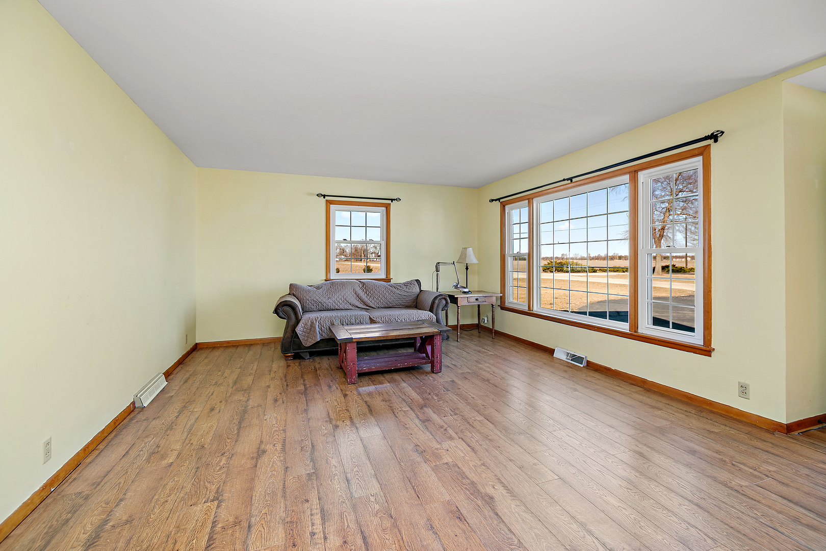 286 East 5000S Road Chebanse, IL 60922 - Photo 4 of 23 Gallery Image 4