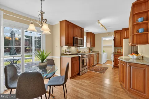 $1,125,000 | 11613 Bedfordshire Avenue, Potomac, MD 20854