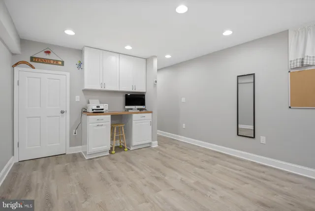 $1,125,000 | 11613 Bedfordshire Avenue, Potomac, MD 20854