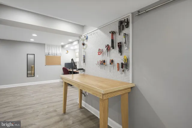 $1,125,000 | 11613 Bedfordshire Avenue, Potomac, MD 20854