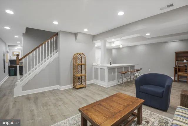 $1,125,000 | 11613 Bedfordshire Avenue, Potomac, MD 20854