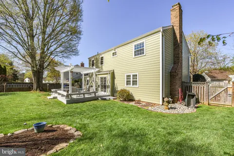 $1,125,000 | 11613 Bedfordshire Avenue, Potomac, MD 20854