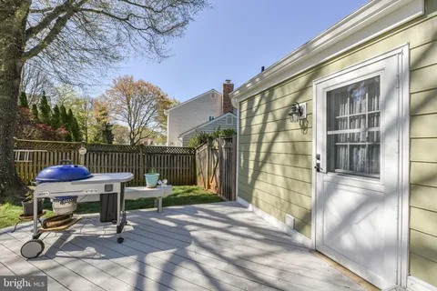 $1,125,000 | 11613 Bedfordshire Avenue, Potomac, MD 20854