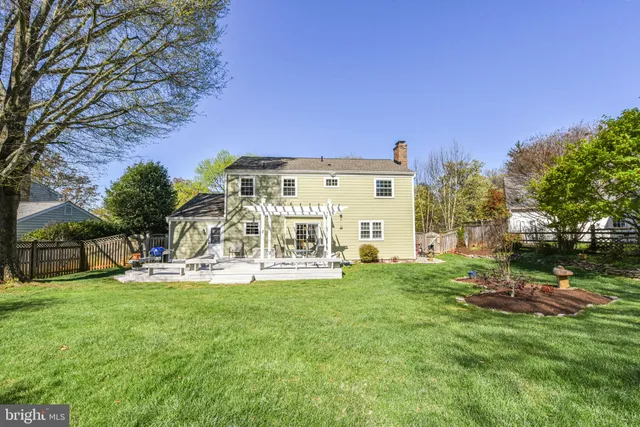 $1,125,000 | 11613 Bedfordshire Avenue, Potomac, MD 20854