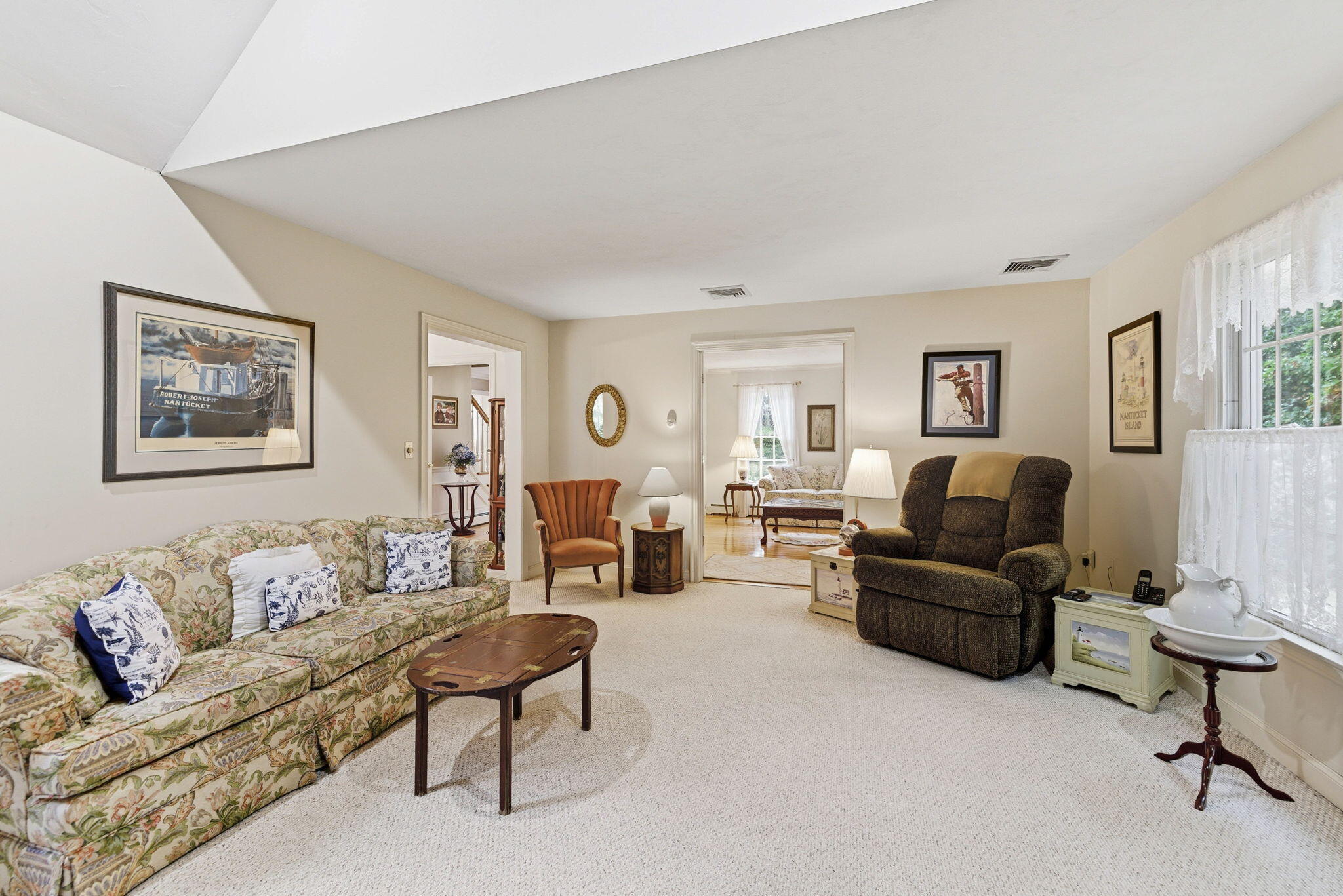 16 Cedar Street Mashpee, MA 02649 - Photo 5 of 55 16 Cedar St, Mashpee. ETSells (11)