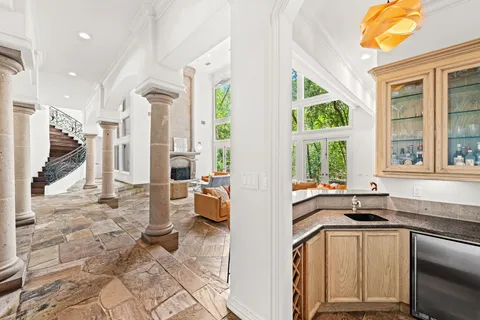 $2,950,000 | 64 Saddlebrook Lane, Houston, TX 77024