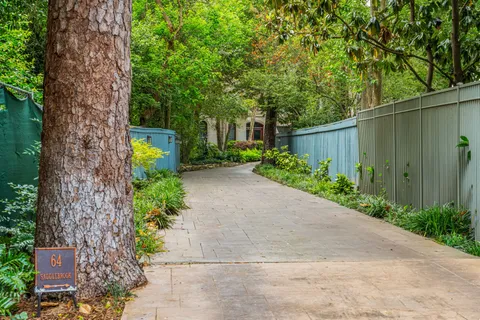 $2,950,000 | 64 Saddlebrook Lane, Houston, TX 77024