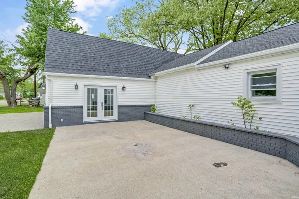 $219,000 | 615 Washington Street, Rockport, IN 47635