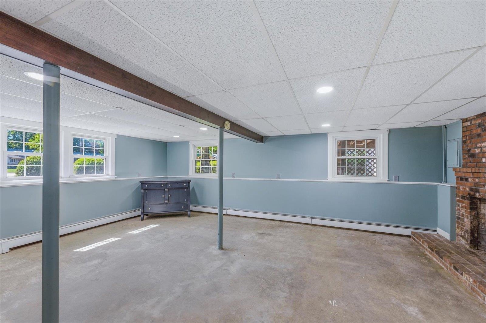 11 Woodridge Road Keene, NH 03431 - Photo 37 of 44 Gallery Image 37