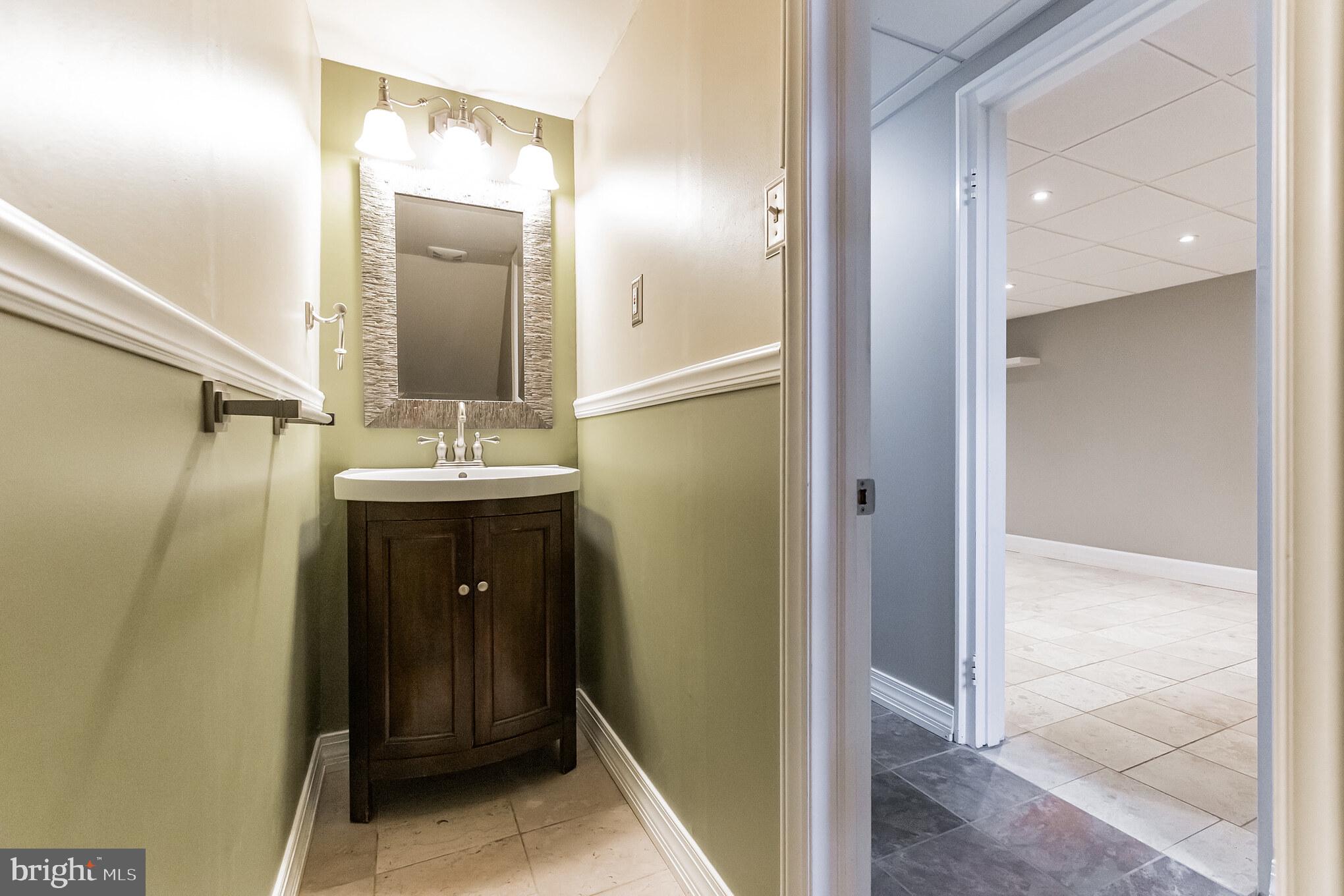 4103 Farmdale Road Philadelphia, PA 19154 - Photo 13 of 15 lower level bath