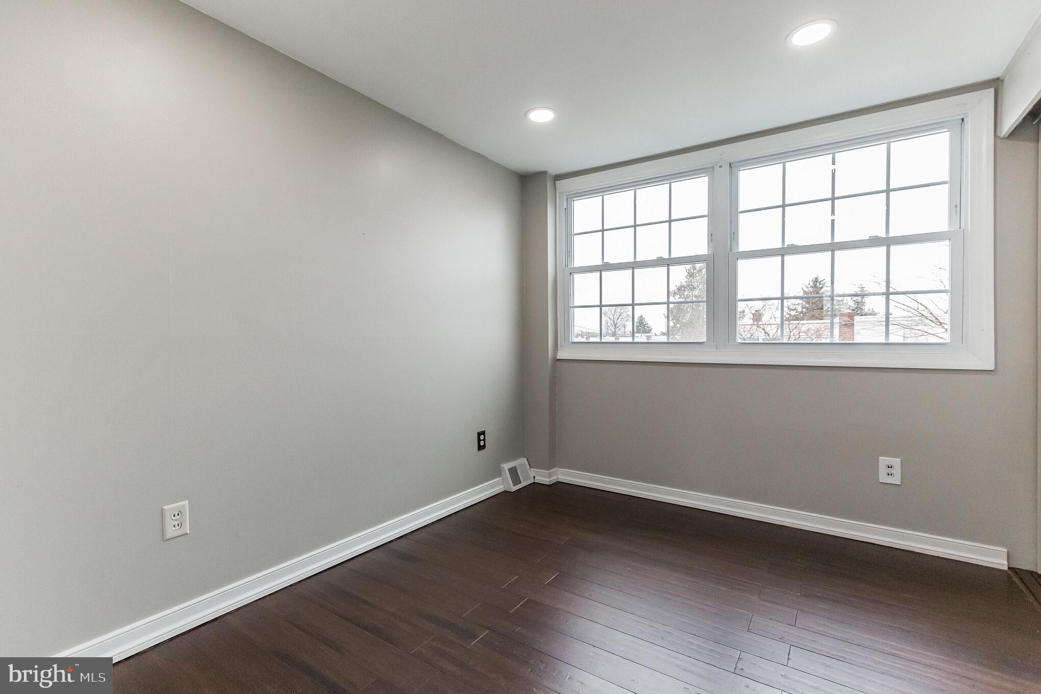 4103 Farmdale Road Philadelphia, PA 19154 - Photo 10 of 15 Gallery Image 10