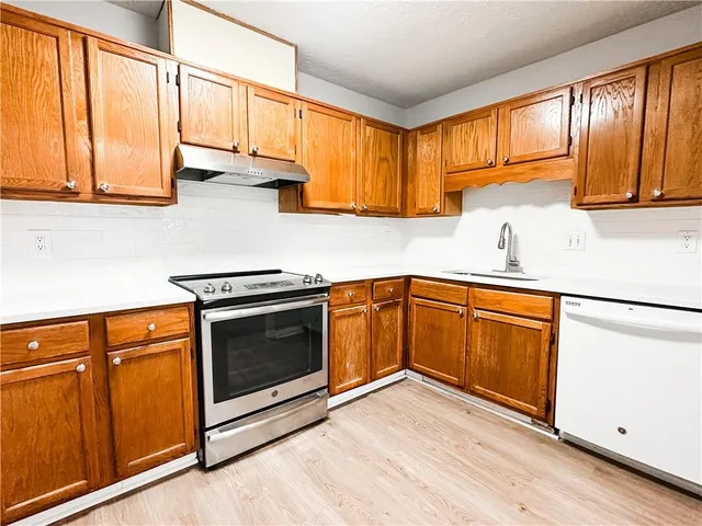 $1,895 | 5142 Farm Pl Drive Northeast, Woodstock, GA 30188