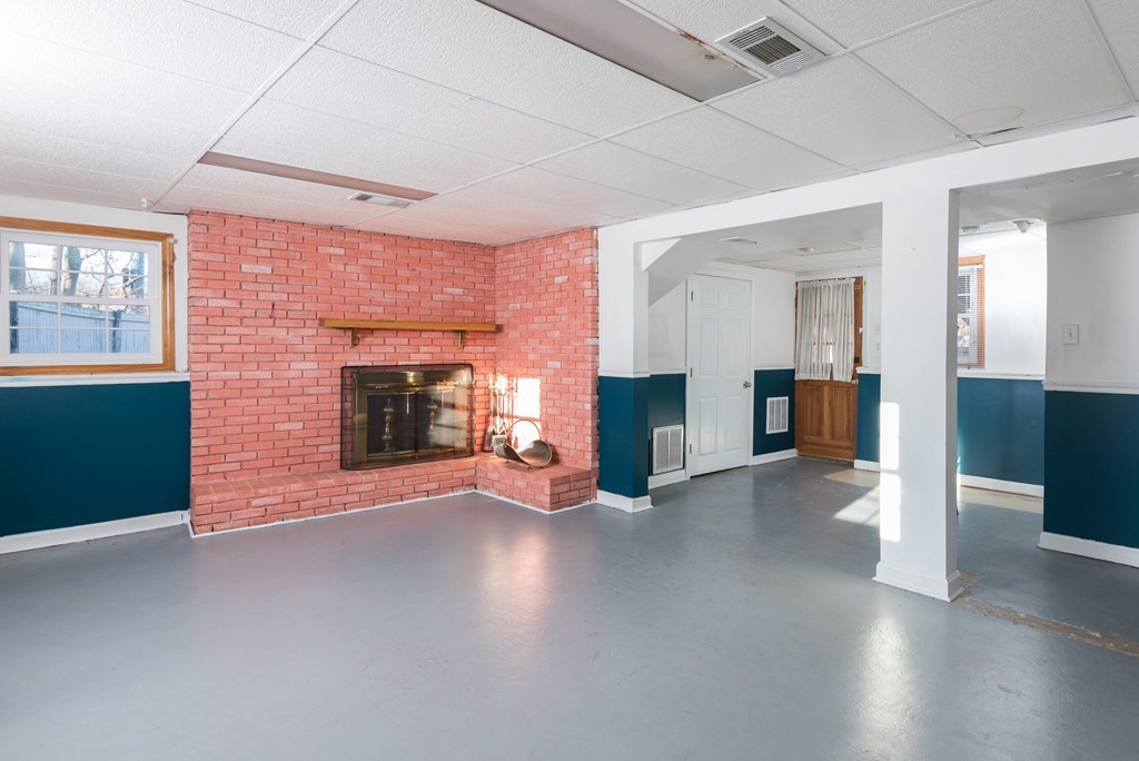 8 Gleason Road Woburn, MA 01801 - Photo 19 of 27 Gallery Image 19