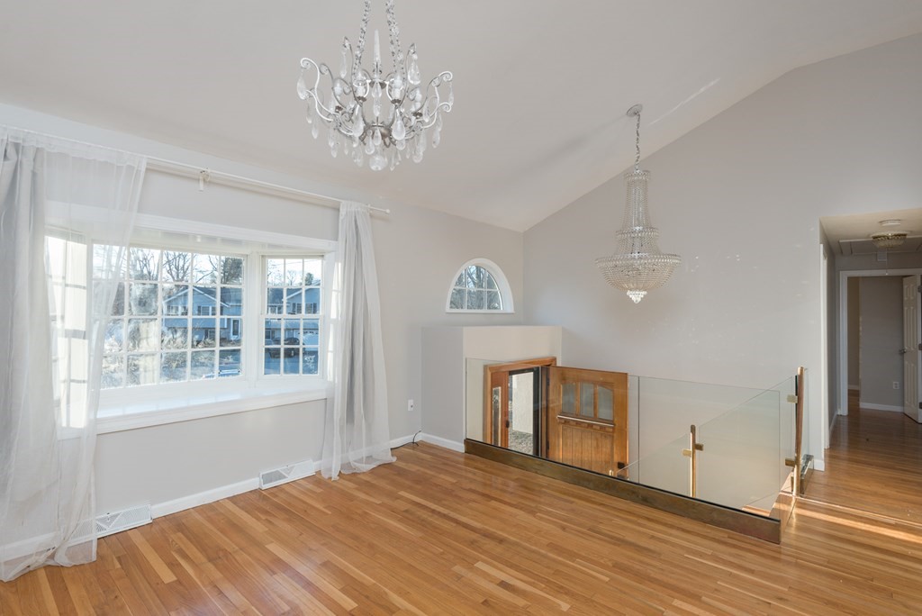 8 Gleason Road Woburn, MA 01801 - Photo 2 of 27 Gallery Image 2