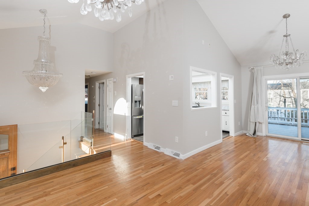 8 Gleason Road Woburn, MA 01801 - Photo 4 of 27 Gallery Image 4