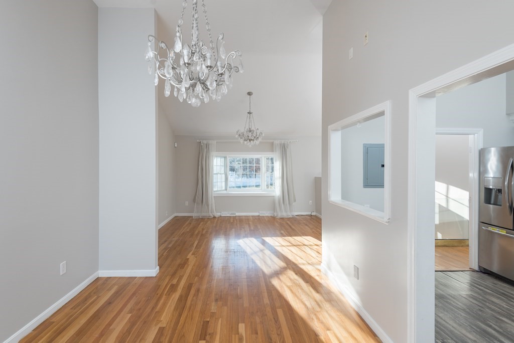 8 Gleason Road Woburn, MA 01801 - Photo 7 of 27 Gallery Image 7