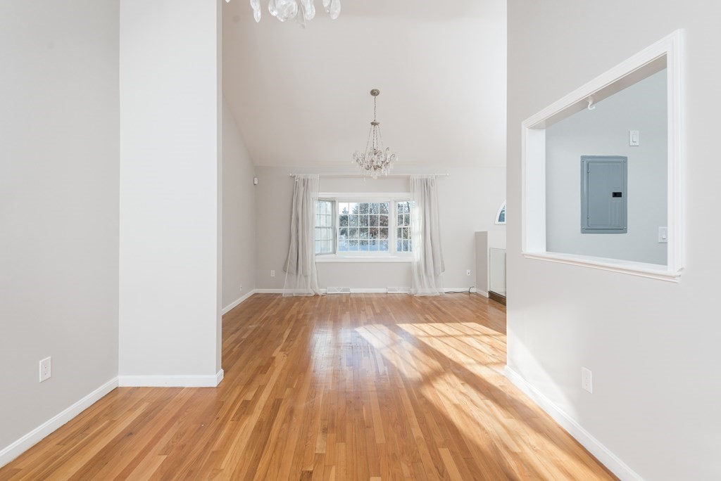 8 Gleason Road Woburn, MA 01801 - Photo 8 of 27 Gallery Image 8