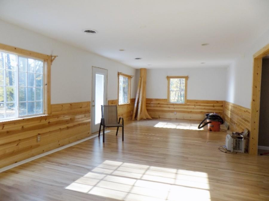12615 State Road Nunica, MI 49448 - Photo 32 of 38 rec room 2