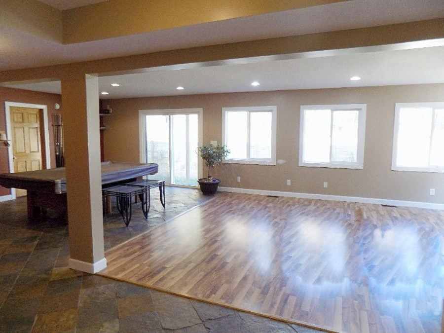 12615 State Road Nunica, MI 49448 - Photo 9 of 38 living rm 2