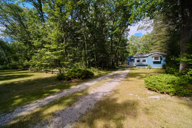 $165,000 | 18570 Caberfae Highway, Wellston, MI 49689