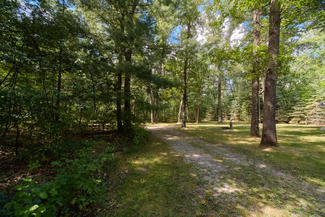 $165,000 | 18570 Caberfae Highway, Wellston, MI 49689