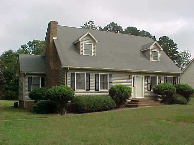 412 Syracuse Road Easley, SC 29642 - Photo 1 of 6